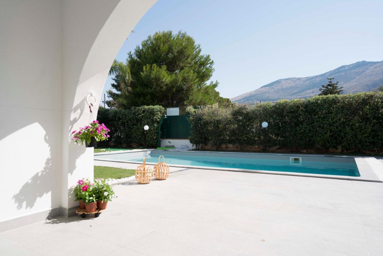 Le Agavi - Villa Esclusiva Per Vacanze Carini Exterior foto